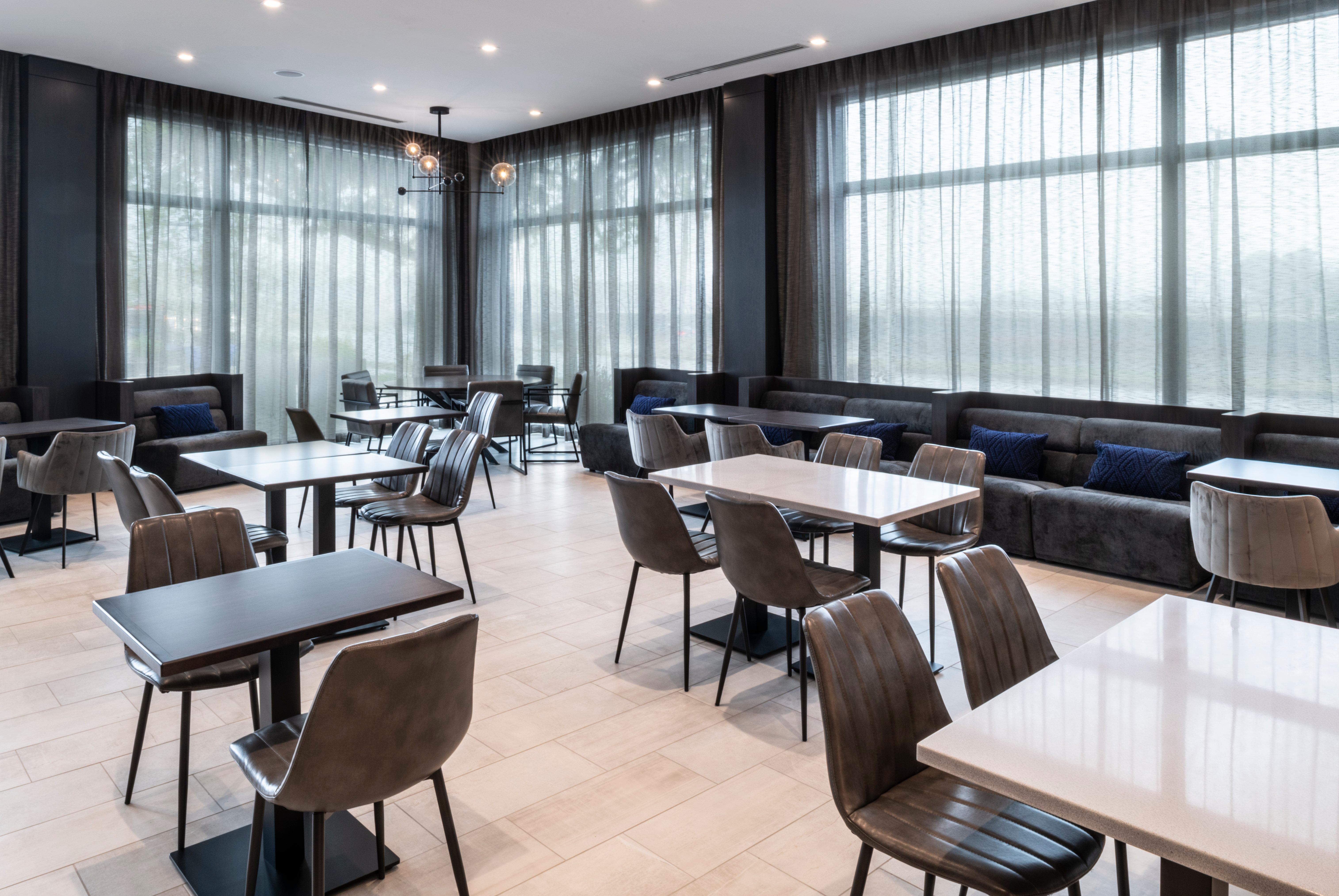 Holiday Inn Express - Boston Logan Airport - Revere By Ihg Eksteriør billede