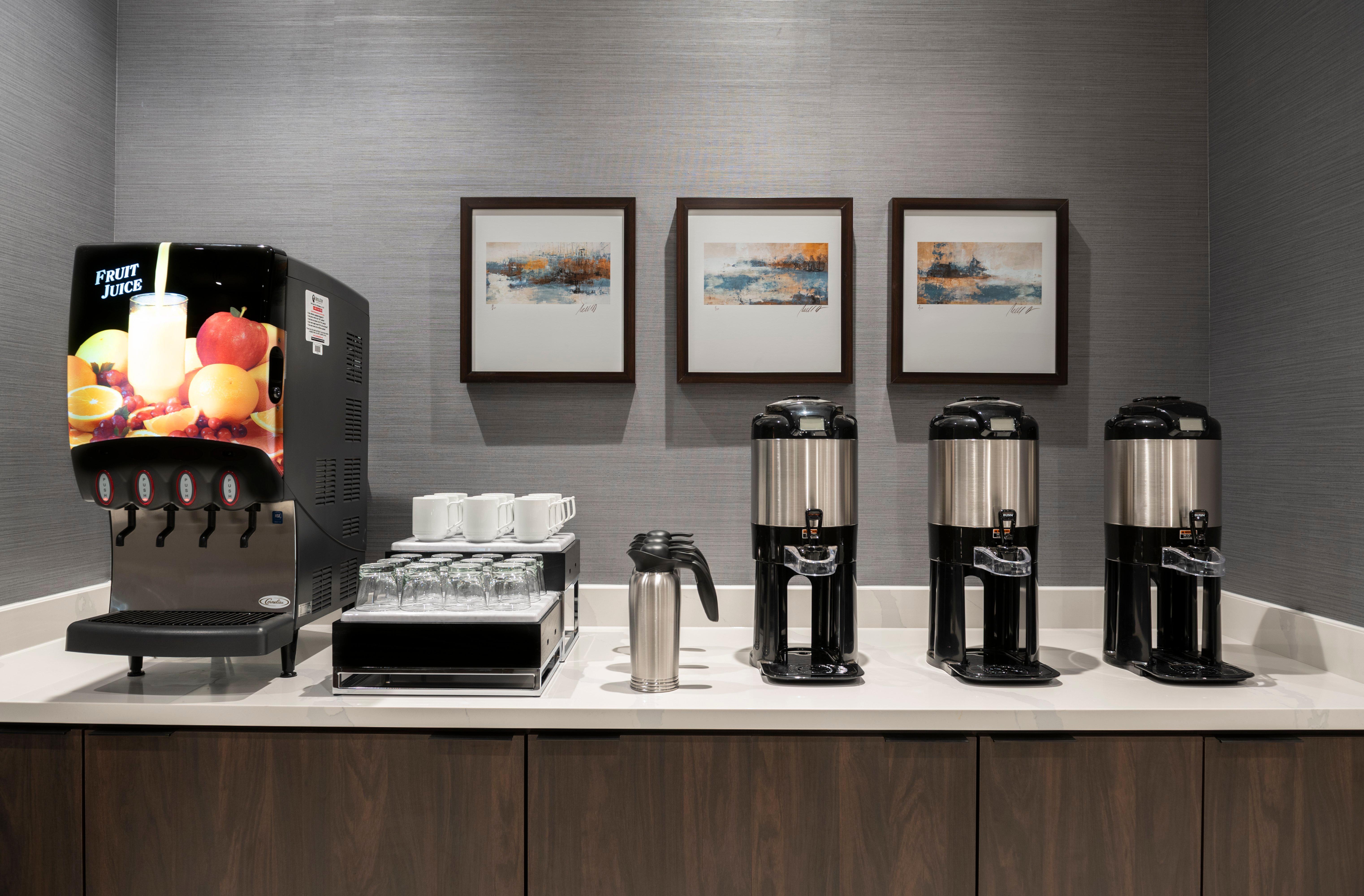 Holiday Inn Express - Boston Logan Airport - Revere By Ihg Eksteriør billede